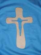 Krzyż chrześcijański z drewna ręcznie wykonany