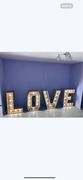 Napis świetlny Love drewniany