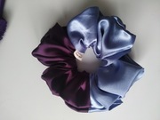 Gumka do włosów typu scrunchie dwukolorowa 