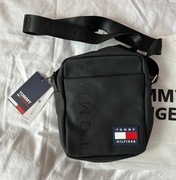 Nowa z metką oryginalna saszetka torba na ramię Tommy Hilfiger