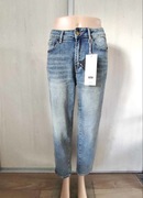 Jeansy damskie niebieskie vintage look M.Sara mom fit S/36