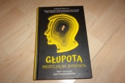 głupota nieoficjalna biografia