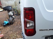CITROEN Berlingo partner tylna lewa lampa 