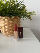 Charlotte Tilbury Szminka odcien carinas star wkład
