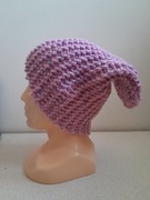 Różowa czapka smerfetka beanie