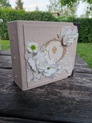 Album dziecięcy na zdjęcia pamiątka 18x18cm