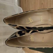 Szpilki Louboutin nr 39 lakierki panterkowe - nowe
