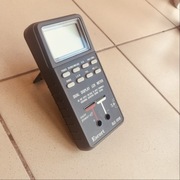 Miernik LCR typ ELC-131D Escort profesjonalny