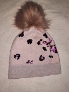 Zimowa czapka damska z pomponem