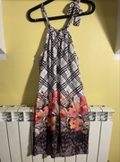 Sukienka w kwiaty XL