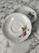Dwa spodeczki z różą porcelana Wałbrzych 