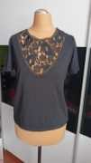 T-shirt z koronką