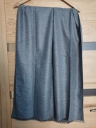 Prosty elegancki szary szalik kaszmir 