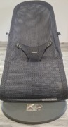 BabyBjörn Lezaczek/bujaczek Bliss Mesh Antracytowy