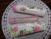 YVES ROCHER PIVOINE EDT  60 ml spray. Gratis.