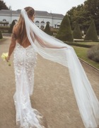 Suknia ślubna z welonem rozmiar S-M oryginalny model