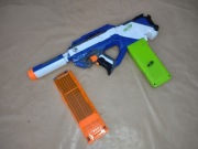 Nerf Rayven CS-18. 2 magazynki x 18. Fluorescencja .