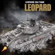 Model czołgu Leopard 2A4 1818 elementów 