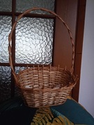 Koszyk z wikliny na kwiaty prezent 