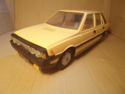 POLONEZ zabawka PRL, samochód, auto CZZ 4046.