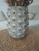 Betonowy, szary wazon