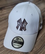 czapka z daszkiem New Era 9Forty New York Yankees MLB beżowa logo