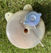 Zbiorniczek wyrównawczy R107 W107 1075000349