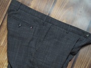 TOMMY HILFIGER TAILORED- THFLEX- MATERIAŁOWE- WEŁNA- pas 89 cm