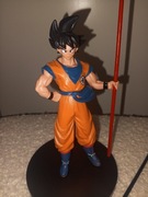 Figurka Son Goku Dragon Ball Z Klasyczny strój + Kij Nyoibo 21cm