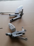 Yamaha r1 RN 01/04 sety podnóżki kierowcy 