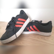 Buty Adidas chłopięce r. 38
