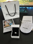Pandora Pierscionek Srebrny