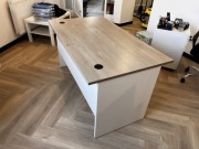 Stoly + fotel biurowy + krzesło biurowe