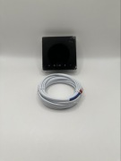 Inteligentny termostat przeznaczony do sterowania ogrzewaniem .