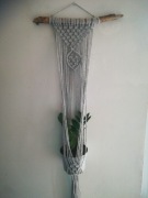 Makrama na patyku, a 35x85cm+Zamiokulkas (żywy) 