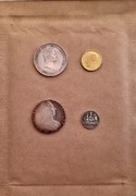 Zestaw różnych monet (4)