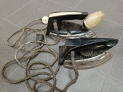 Żelazko żelazka PRL 2szt TYP C28 oraz ZSSR 1975r