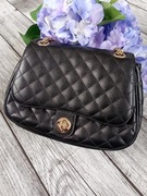 Elegancka czarna pikowana torebka Kazar skóra naturalna glamour chic