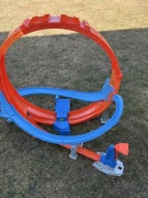 Tor hotwheels wielka pętla 