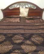 Narzuta kapa 220x240 + 2 poszewki 50x60 j.n. 