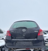 Tylna Klapa toyota yaris 2 2005 rok 