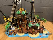 LEGO IDEAS 21322 - PIRACI Z ZATOKI BARAKUD
