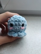 pluszak na szydełku niebieska ośmiornica 