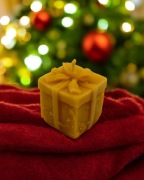 Świeca z wosku pszczelego Mini prezent Zielony Świecownik