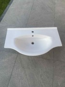 Umywalka łazienkowa duża 