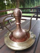 Miedziany dzban i misa