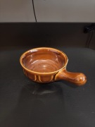 Ceramiczne naczynie do zapiekania z uchwytem – vintage PRL