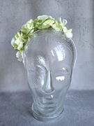 Opaska kwiatowa, wianek z białych kwiatów