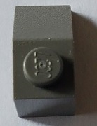 LEGO 3040 Ciemnoszary daszek 45 1 x 2 4588 2szt