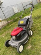Kosiarka spalinowa Honda HRD 536C